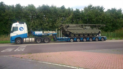 military-equipment-9-sectors-de-lange-transport